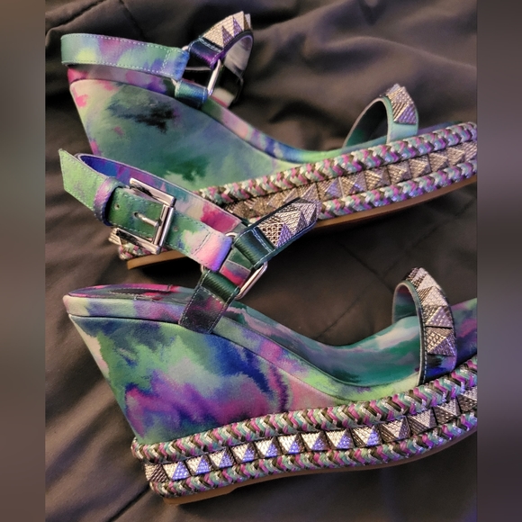 Christian Louboutin Wedge - Picture 6 of 6